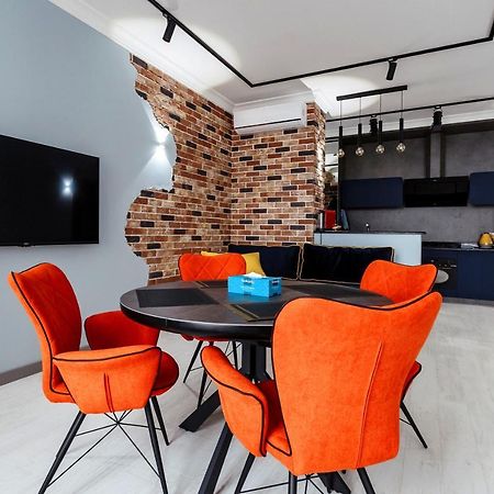 Vip Apartments With Sea View In Odessa Esterno foto